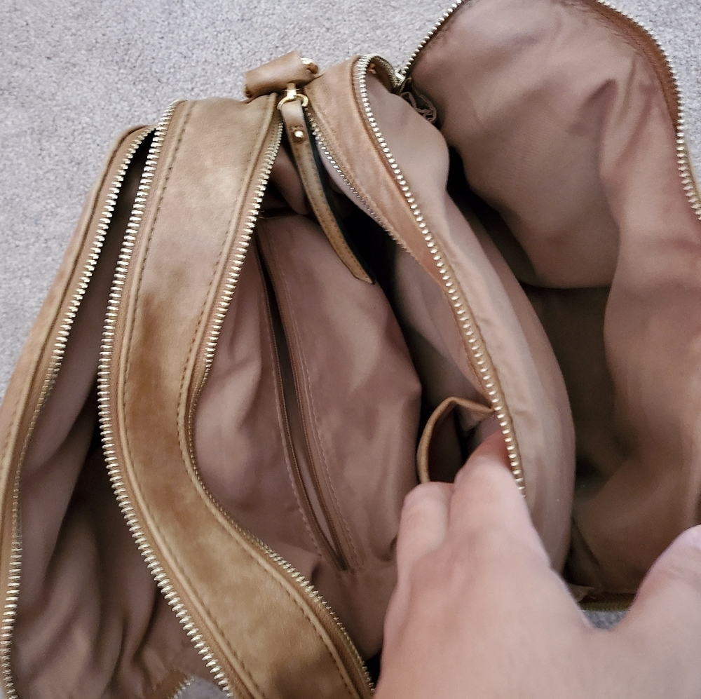 Handbag - Picture 6 of 7